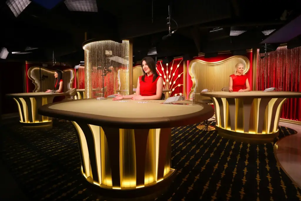 에볼루션 바카라 : 낮은 하우스 엣지와 간단한 룰로 사랑받는 카지노 게임입니다.