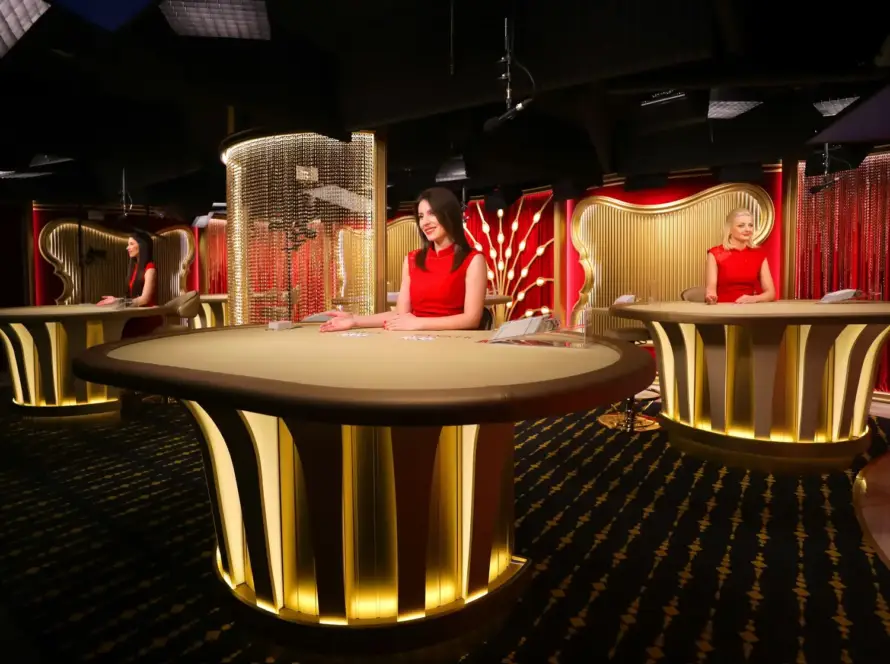 에볼루션 바카라 : 낮은 하우스 엣지와 간단한 룰로 사랑받는 카지노 게임입니다.